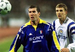 Zidane_vs_Shevchenko