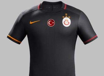 Nike-Galatasaray-15-16-Kit (5)